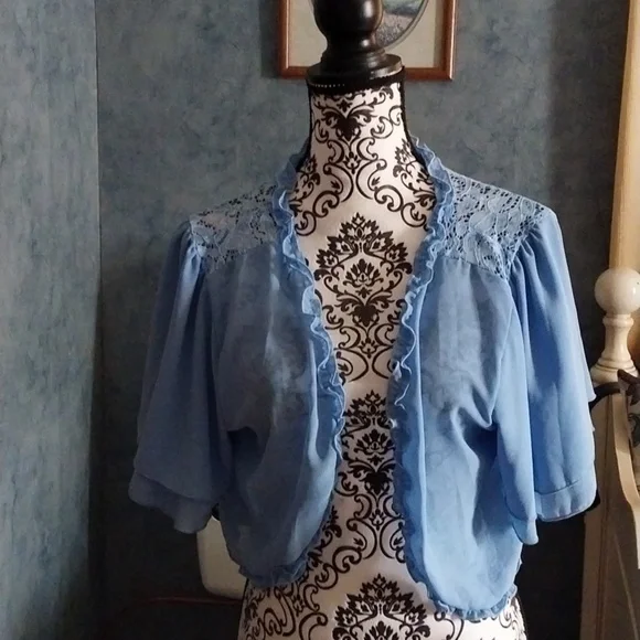 Women's Sheer Floral Lace Short Sleeve Cropped Bolero NWOT Size XL - Picture 3 of 12